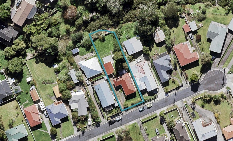 14 Kuaka Place, New Lynn, Auckland - Carousel 1
