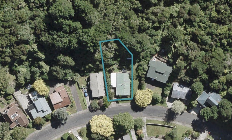 13 Fendalton Crescent, Pinehaven, Upper Hutt - Carousel 1