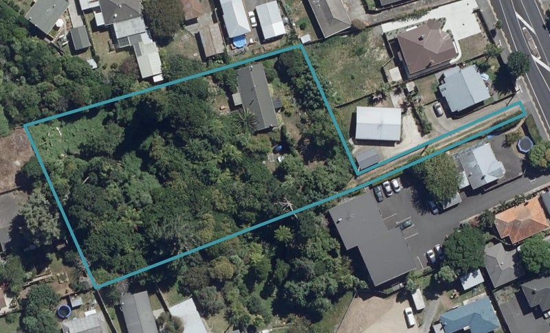 935 Heaphy Terrace, Fairfield, Hamilton - Carousel 1