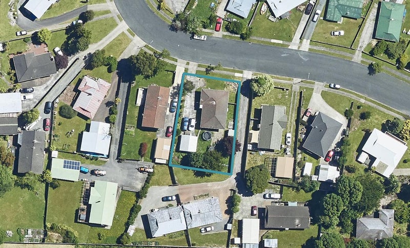 12 Sunline Place, Ngongotaha, Rotorua - Carousel 1