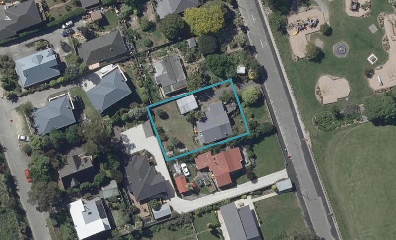 33 Port Hills Road, Heathcote Valley, Christchurch - Carousel 1