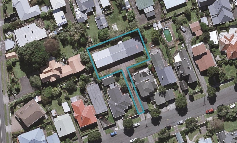 9A George Street, Lower Vogeltown, New Plymouth - Carousel 1