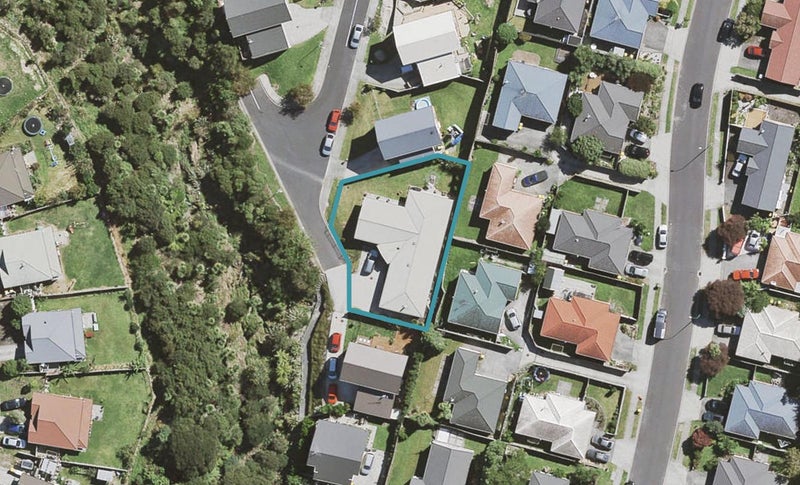 22 Foundation Place, Glen Eden, Auckland - Carousel 1