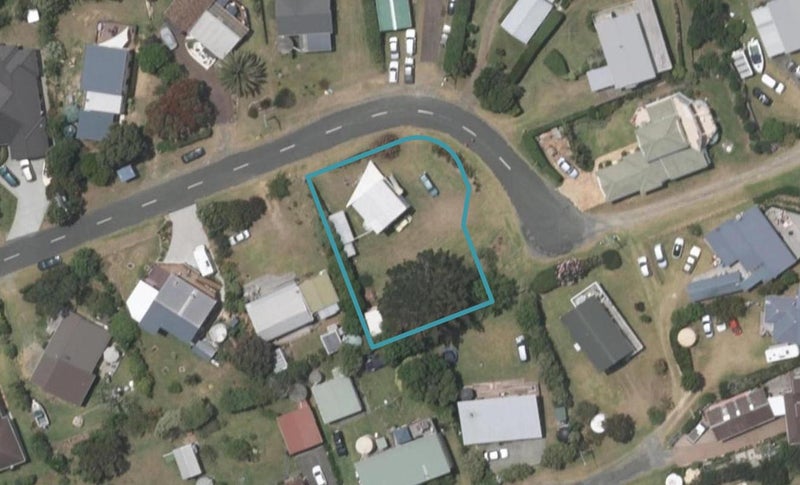 14 Awatea Street, Mangawhai Heads, Mangawhai - Carousel 1