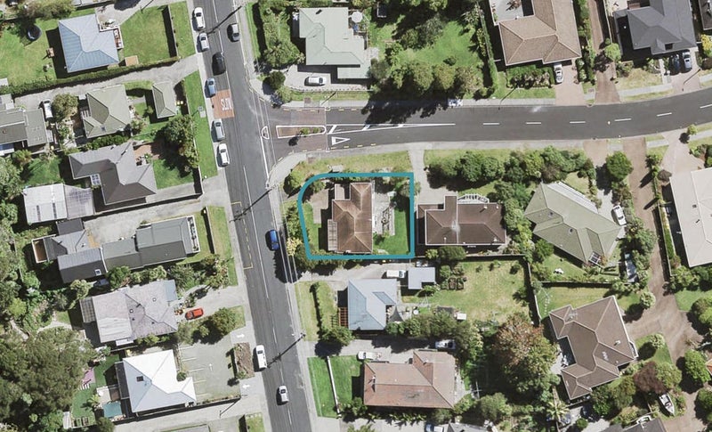 128 Atkinson Road, Titirangi, Auckland - Carousel 1