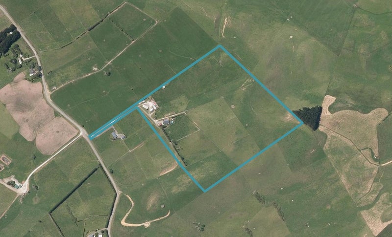 255 Rehutai Road, BAYLYS BEACH, DARGAVILLE - Carousel 1