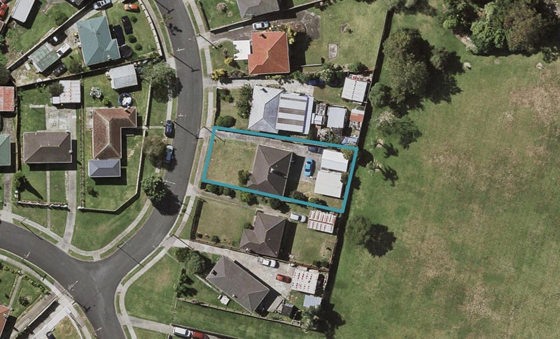 5 Antrim Crescent, Otara, Auckland - Carousel 1