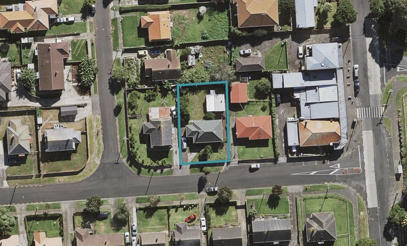 42 Roosevelt Avenue, Onehunga, Auckland - Carousel 1