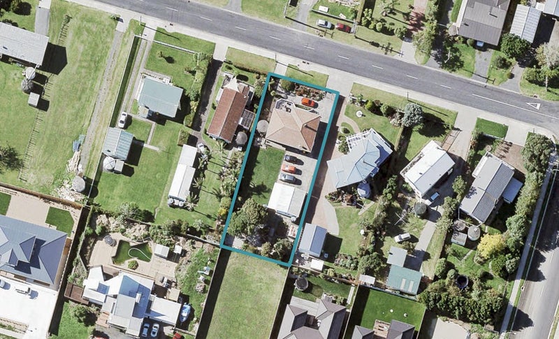 28 Karaka Road, Beachlands, Auckland - Carousel 1