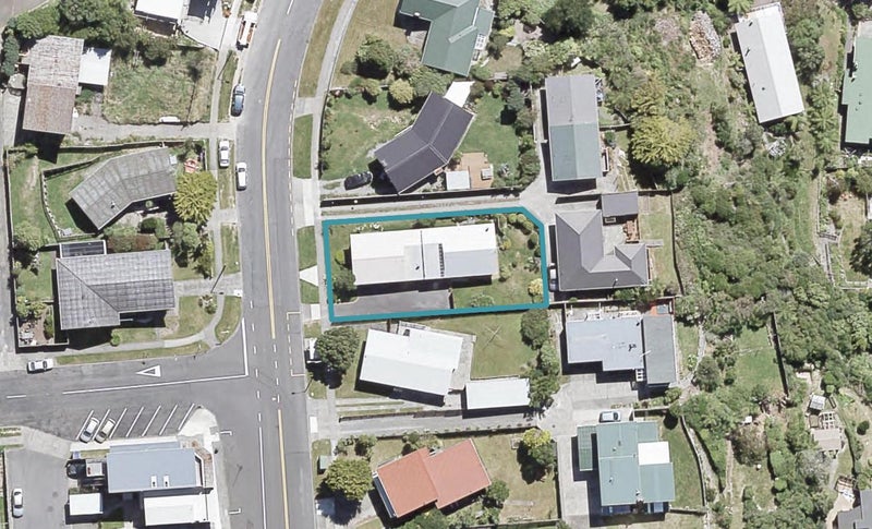 2/276 Dowse DR, Maungaraki, Lower Hutt - Carousel 1