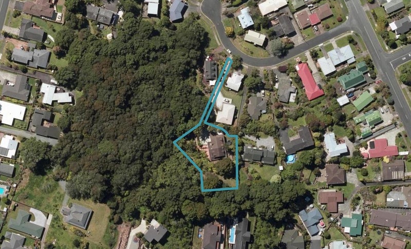 15 Granfield Place, Kamo, Whangarei - Carousel 1