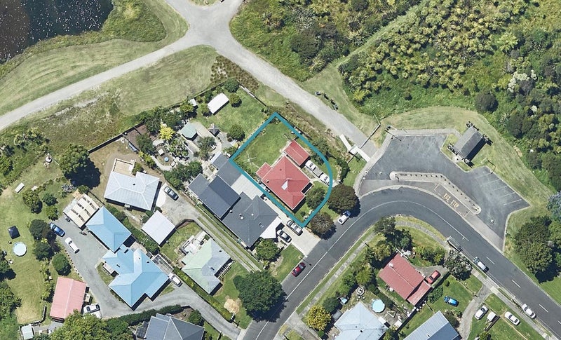 72 Humber Crescent, Gate Pa, Tauranga - Carousel 1