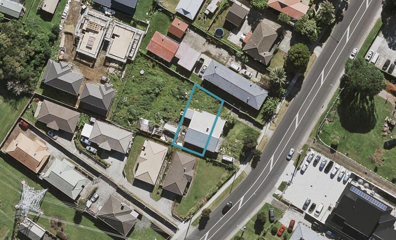 301B Massey Road, Mangere East, Auckland - Carousel 1