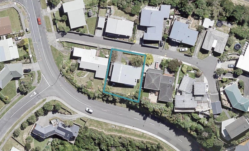 10 Lilac Lane, Maungaraki, Lower Hutt - Carousel 1