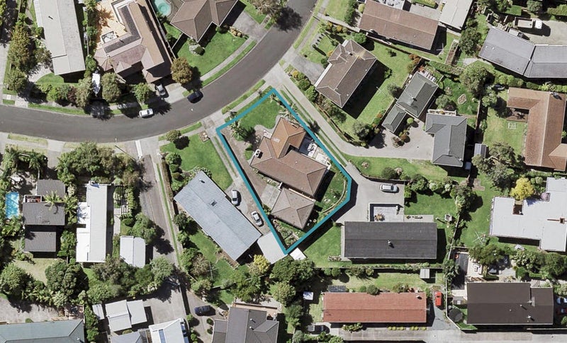14 Fielding Crescent, Farm Cove, Auckland - Carousel 1