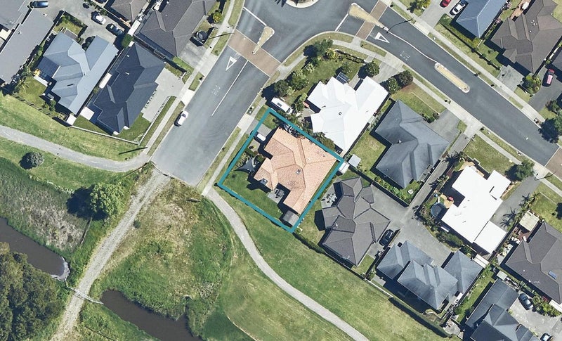 29 Emerald Shores Drive, Papamoa Beach, Papamoa - Carousel 1