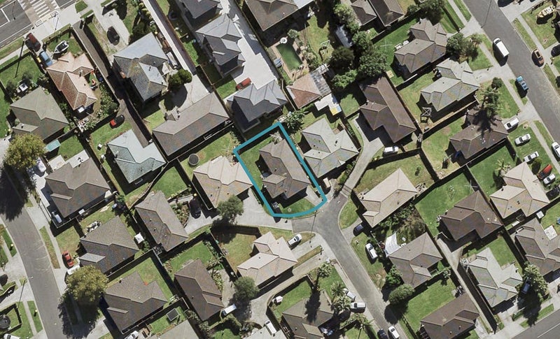 11 Borlase Lane, Favona, Auckland - Carousel 1