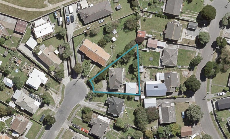 12 Norris Grove, Taita, Lower Hutt - Carousel 1