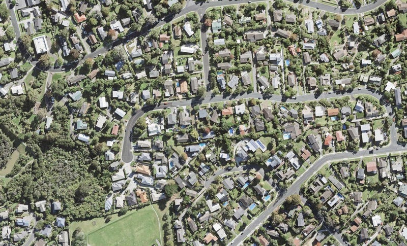 27A Danbury Drive, Torbay, Auckland - Carousel 1