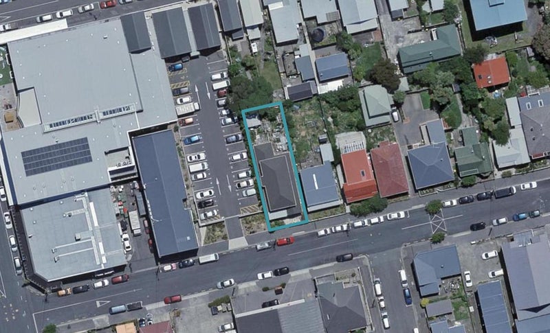 15 Donald Mclean Street, Newtown, Wellington - Carousel 1