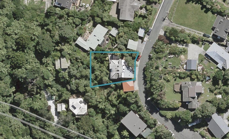 88 Pomare Road, Tirohanga, Lower Hutt - Carousel 1
