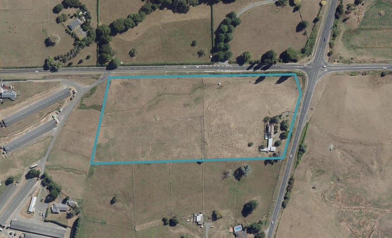 618 Tuhikaramea Road, Ngahinapouri, Hamilton - Carousel 1