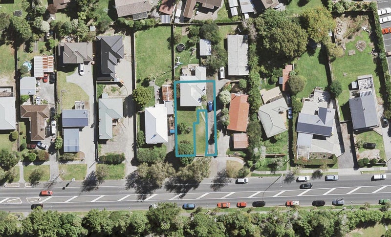 1/675 Swanson Road, Swanson, Auckland - Carousel 1