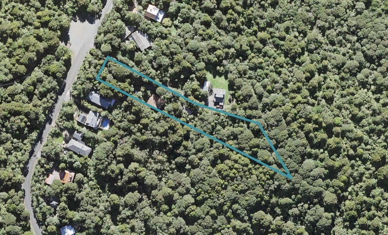 769 Scenic Drive, Henderson Valley, Auckland - Carousel 1