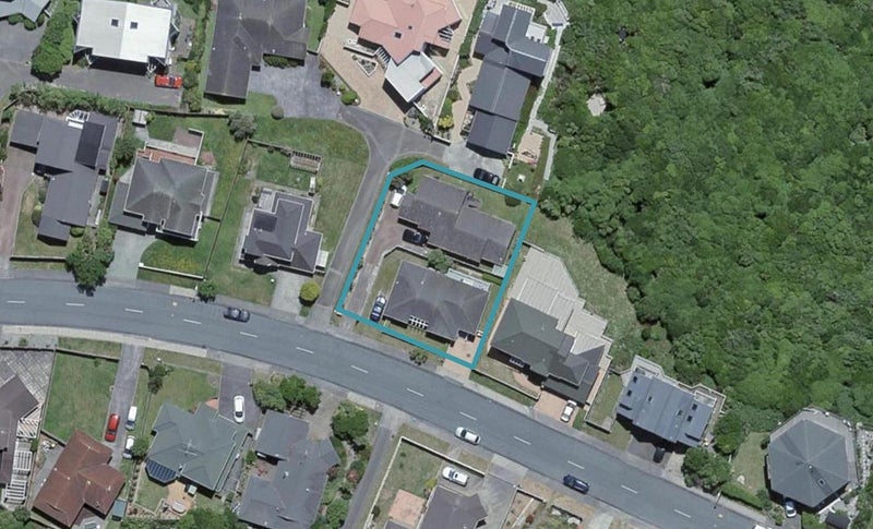 1/16 Ashton Fitchett Drive, Brooklyn, Wellington - Carousel 1