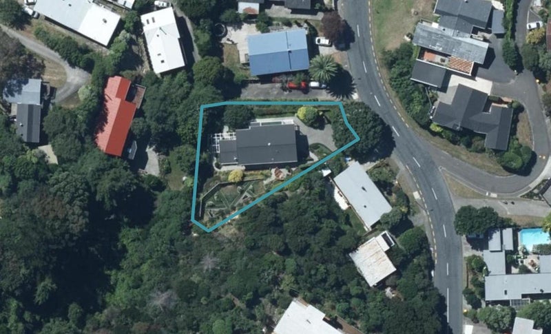 26 Oak Avenue, Paremata, Porirua - Carousel 1
