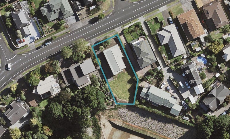 61 Eugenia Rise, Totara Heights, Auckland - Carousel 1