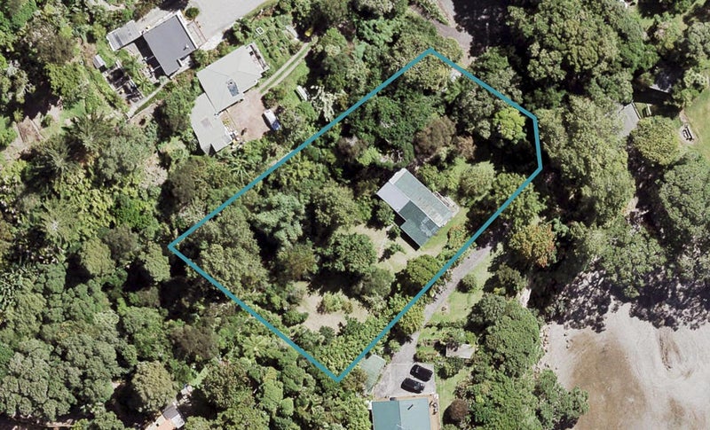 791 South Titirangi Road, Titirangi, Auckland - Carousel 1