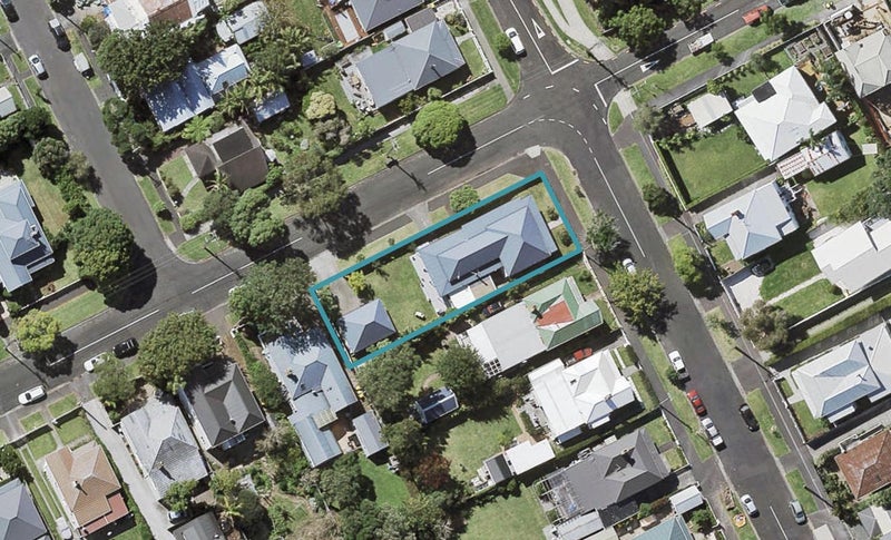 207 Victoria Road, Devonport, Auckland - Carousel 1