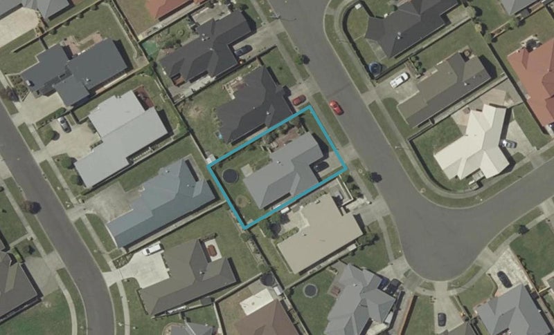 44 Branigan Parade, Kelvin Grove, Palmerston North - Carousel 1