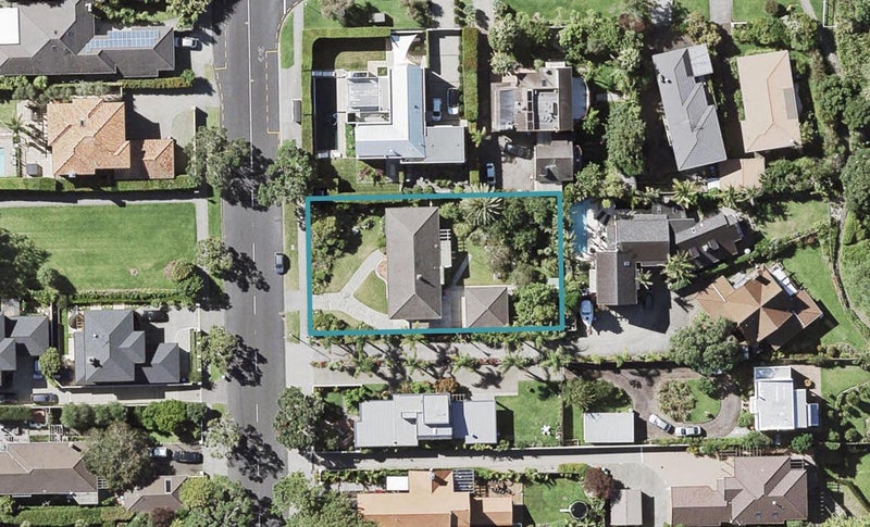 347 Riddell Road, Glendowie, Auckland - Carousel 1