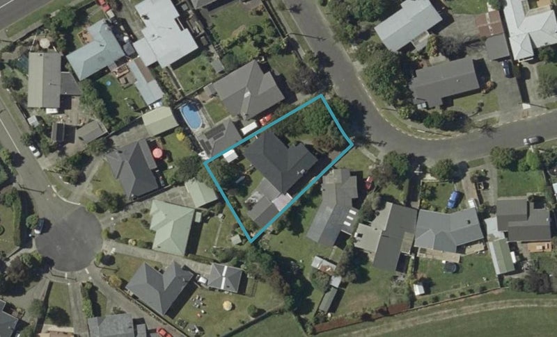 6 Buick Crescent, Awapuni, Palmerston North - Carousel 1