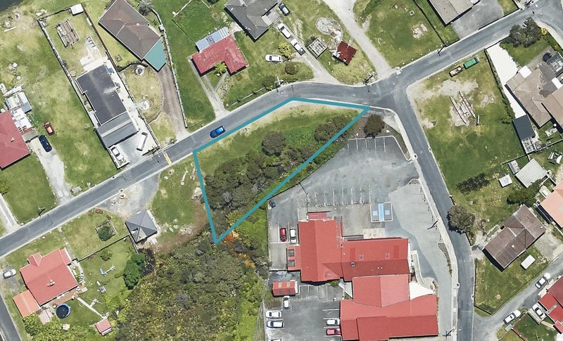 45 Ariariterangi Street, OHINEMUTU, ROTORUA - Carousel 1