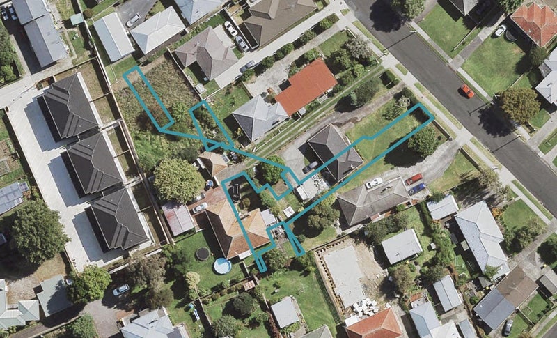 14/15 Beaumonts Way, Manurewa, Auckland - Carousel 1