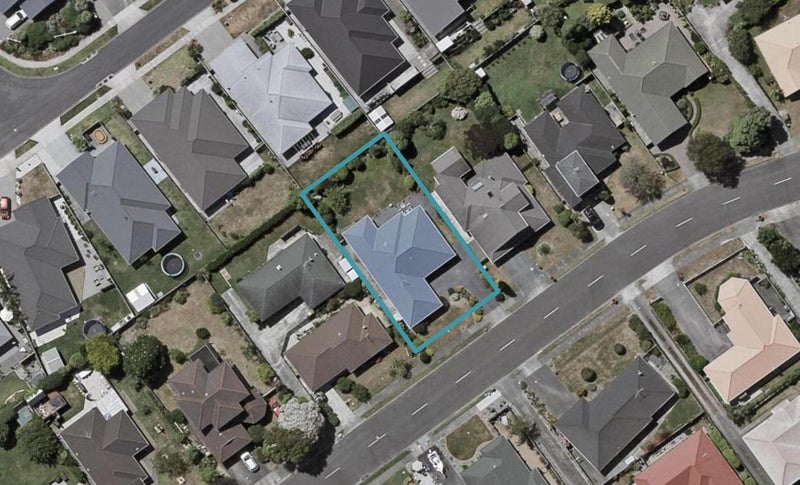 77 Cedar Drive, Paraparaumu Beach, Paraparaumu - Carousel 1