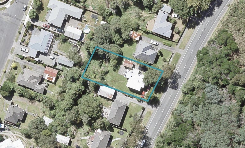 16 Coast Road, Wainuiomata, Lower Hutt - Carousel 1
