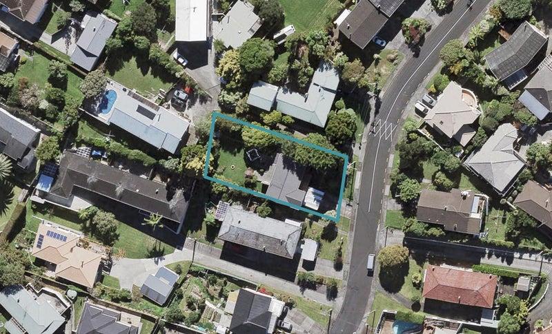 22 Merchant Avenue, Te Atatu South, Auckland - Carousel 1