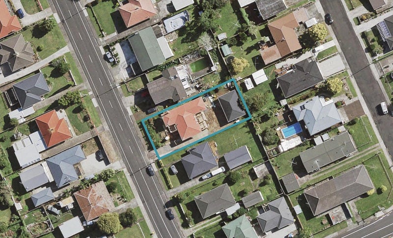 42 Rogers Road, Manurewa, Auckland - Carousel 1