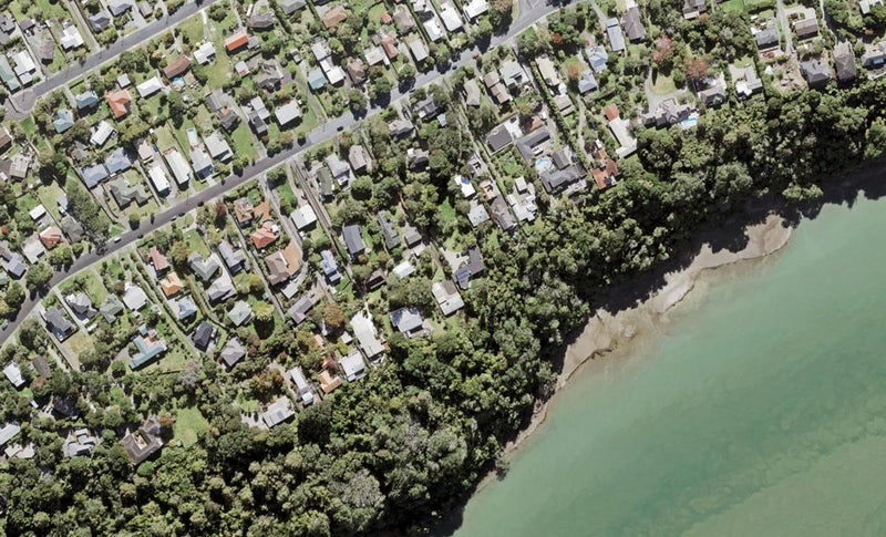 126 Cliff View Drive, Green Bay, Auckland - Carousel 1