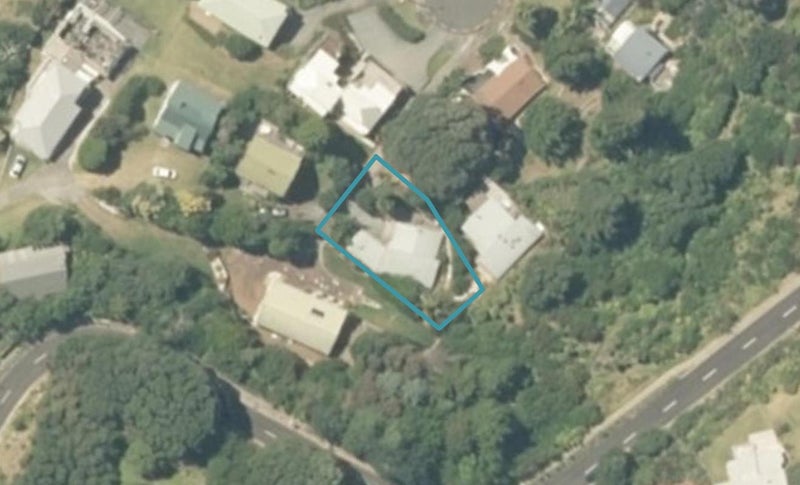 122A Oratia Place, Onemana, Whangamatā - Carousel 1