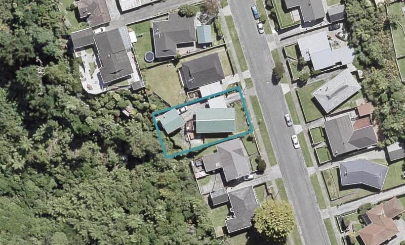 37 Waipounamu Drive, Kelson, Lower Hutt - Carousel 1