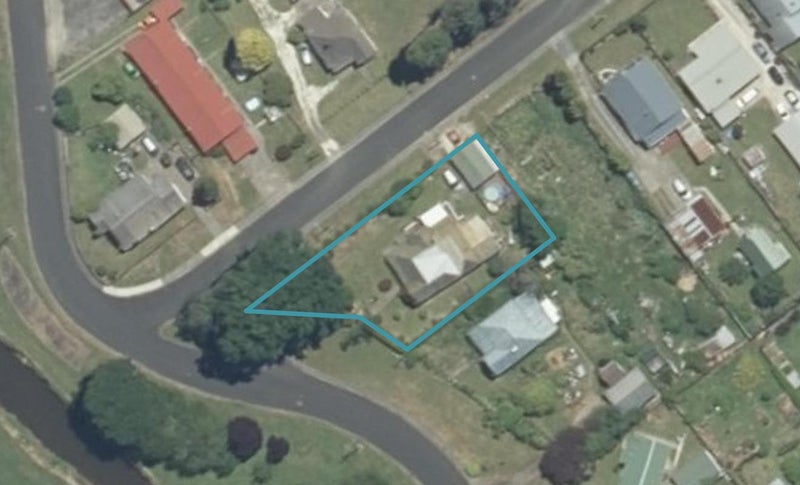 111 Esplanade, Te Kuiti - Carousel 1
