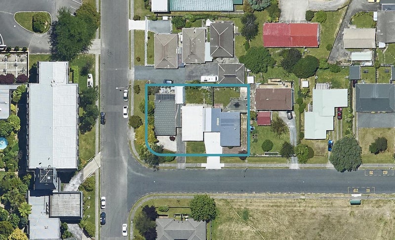 4 McKee Avenue, Fenton Park, Rotorua - Carousel 1