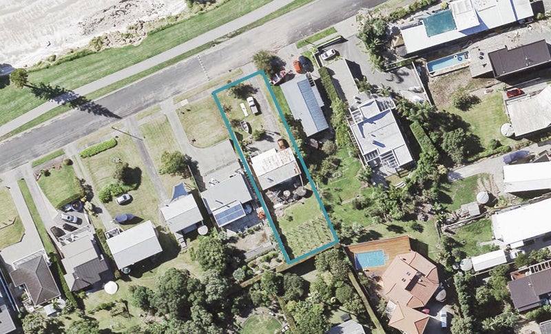 8 Omana Esplanade, Maraetai, Auckland - Carousel 1