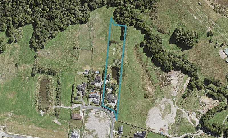 42 Robert Might Road, Kumeu - Carousel 1