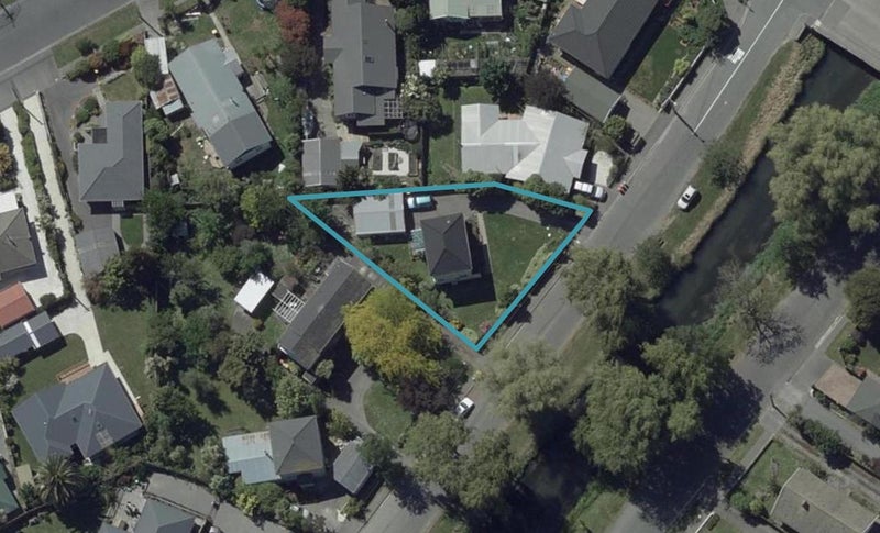 250 Riverlaw Terrace, Saint Martins, Christchurch - Carousel 1